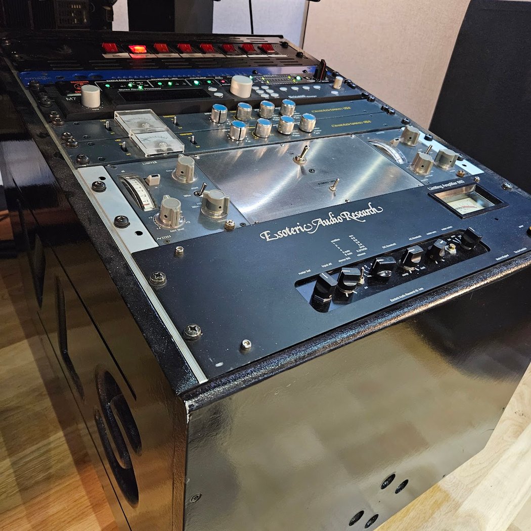 Studio Vintagelabs 3